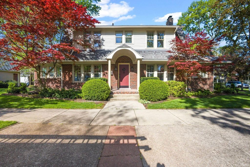 318 E Pokagon Street, South Bend, IN 46617