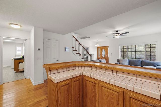 2656 Secret Lake Ln, Fallbrook, CA 92028