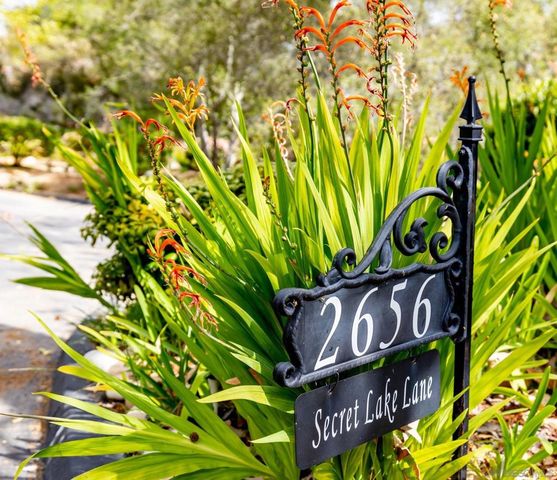 2656 Secret Lake Ln, Fallbrook, CA 92028