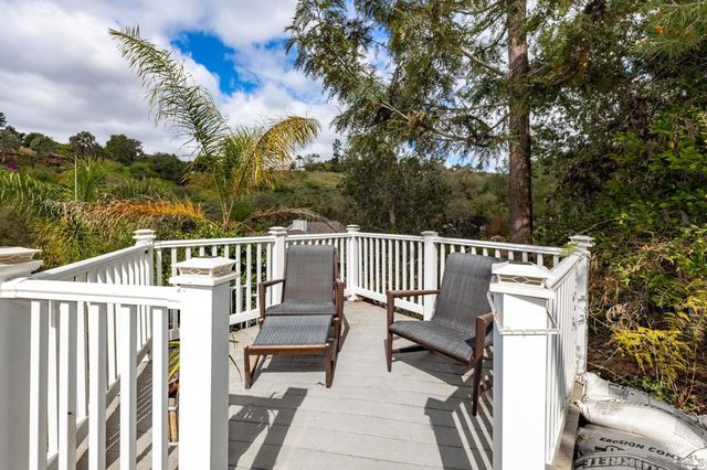 2656 Secret Lake Ln, Fallbrook, CA 92028