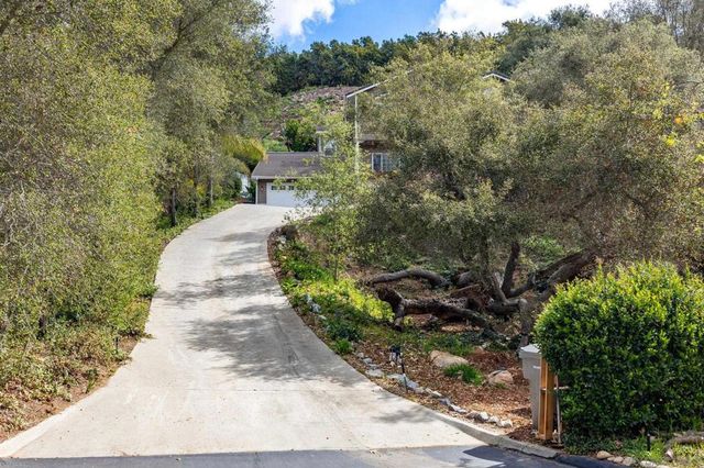 2656 Secret Lake Ln, Fallbrook, CA 92028