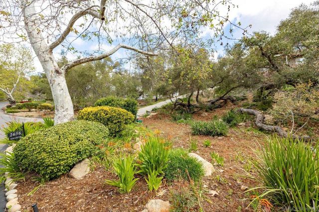 2656 Secret Lake Ln, Fallbrook, CA 92028