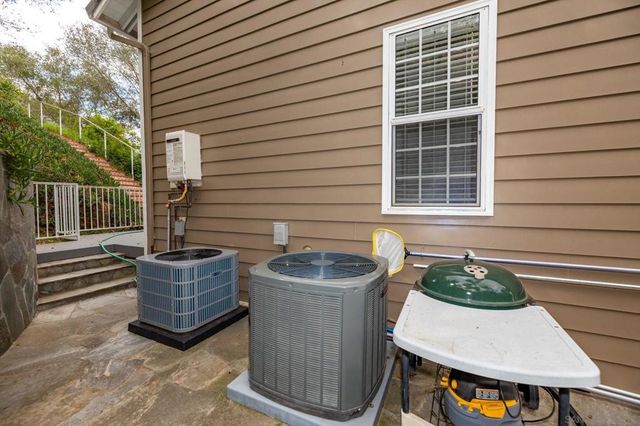 2656 Secret Lake Ln, Fallbrook, CA 92028