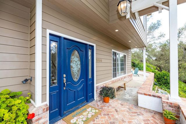 2656 Secret Lake Ln, Fallbrook, CA 92028