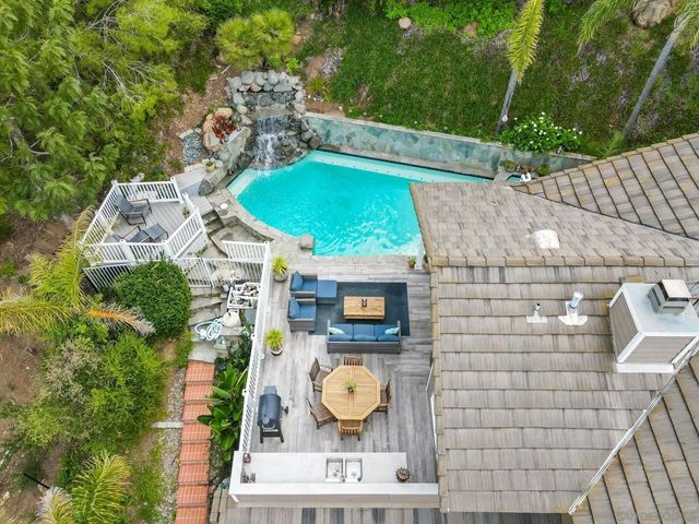 2656 Secret Lake Ln, Fallbrook, CA 92028