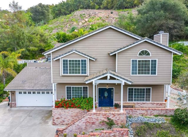 2656 Secret Lake Ln, Fallbrook, CA 92028