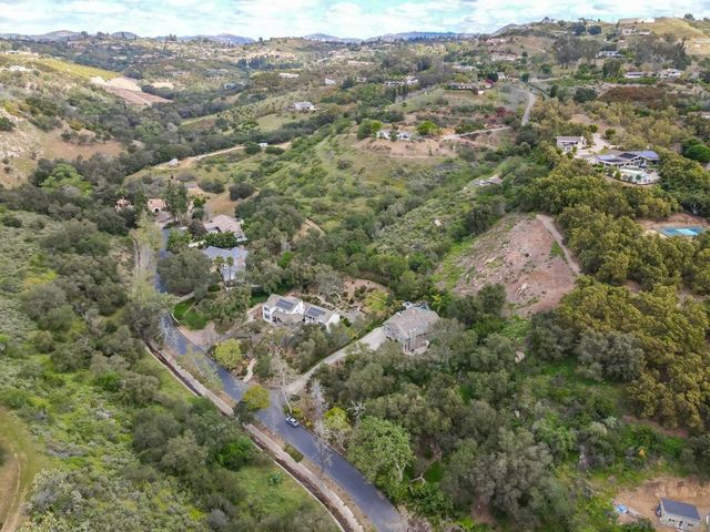 2656 Secret Lake Ln, Fallbrook, CA 92028