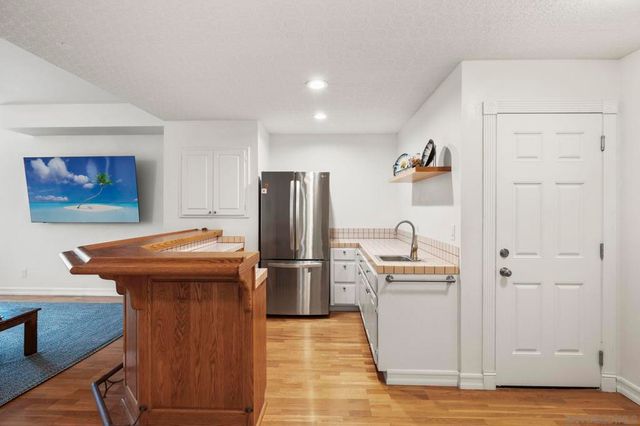 2656 Secret Lake Ln, Fallbrook, CA 92028