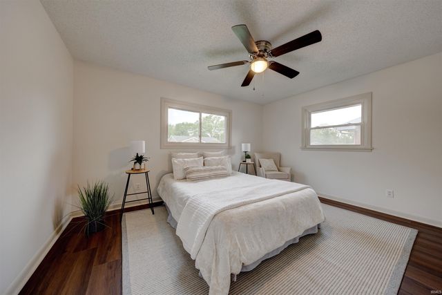 1864 Hawthorne Avenue, Evansville, IN 47714