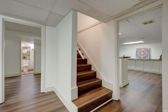 1864 Hawthorne Avenue, Evansville, IN 47714