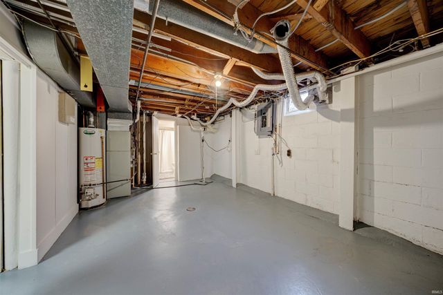 1864 Hawthorne Avenue, Evansville, IN 47714