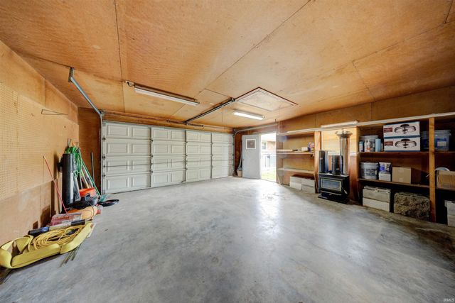 1864 Hawthorne Avenue, Evansville, IN 47714