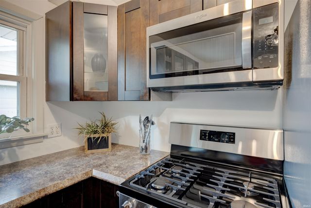 1864 Hawthorne Avenue, Evansville, IN 47714