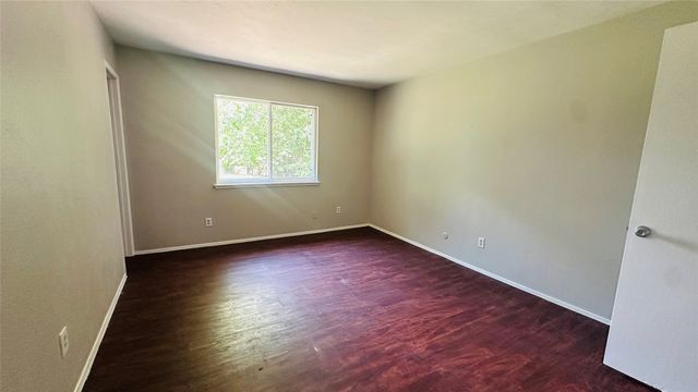 914 Clark Trail, Grand Prairie, TX 75052