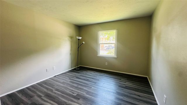914 Clark Trail, Grand Prairie, TX 75052