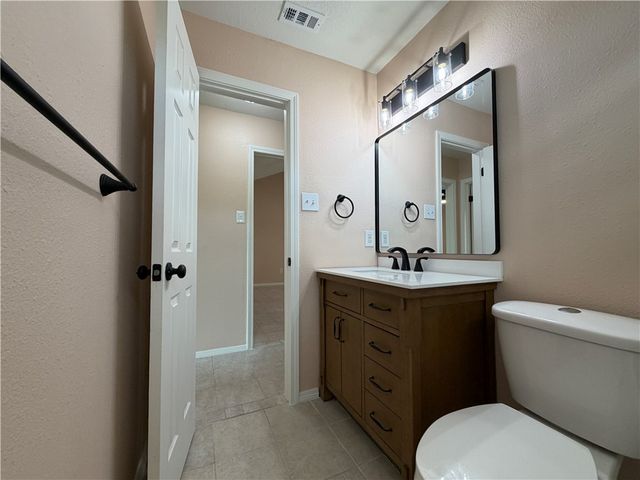 222 Perthshire Dr, Corpus Christi, TX 78418