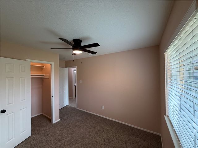 222 Perthshire Dr, Corpus Christi, TX 78418
