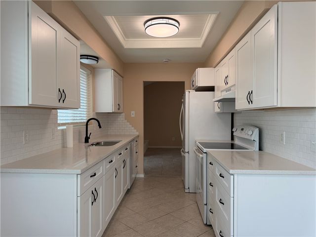222 Perthshire Dr, Corpus Christi, TX 78418