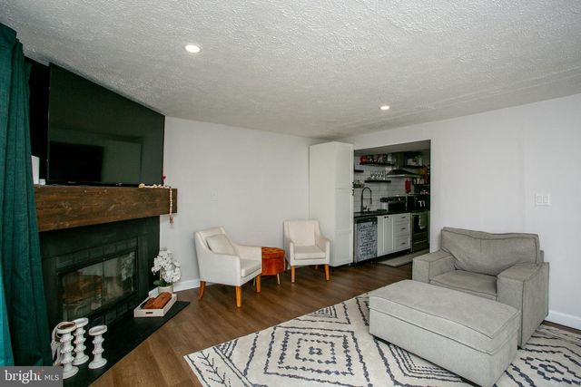 905 PLEASANT HILL LN, Bowie, MD 20716