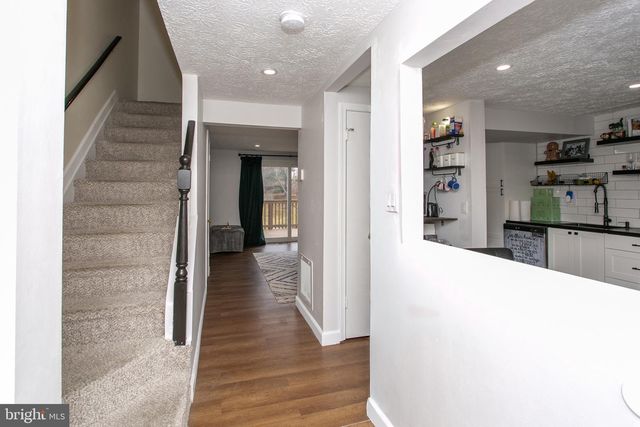 905 PLEASANT HILL LN, Bowie, MD 20716