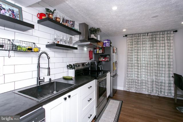 905 PLEASANT HILL LN, Bowie, MD 20716