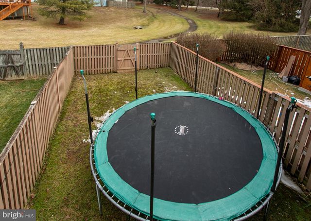 905 PLEASANT HILL LN, Bowie, MD 20716