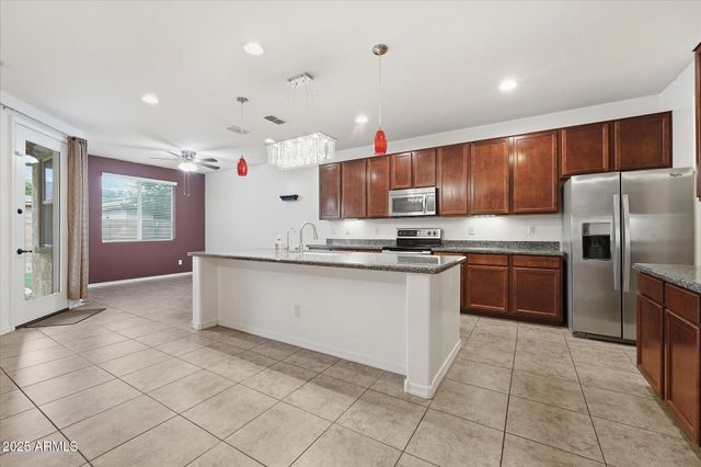 1520 E KINGBIRD Drive, Gilbert, AZ 85297