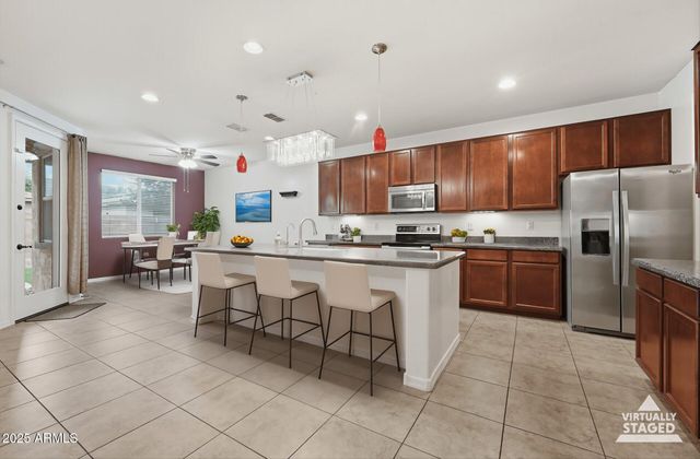 1520 E KINGBIRD Drive, Gilbert, AZ 85297