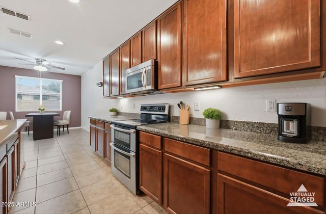 1520 E KINGBIRD Drive, Gilbert, AZ 85297