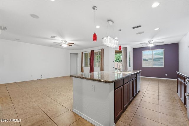 1520 E KINGBIRD Drive, Gilbert, AZ 85297