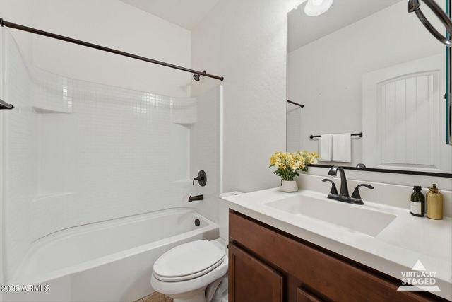 1520 E KINGBIRD Drive, Gilbert, AZ 85297