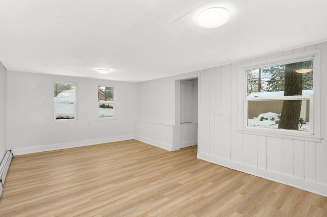 2518 Thomas Avenue N, Minneapolis, MN 55411