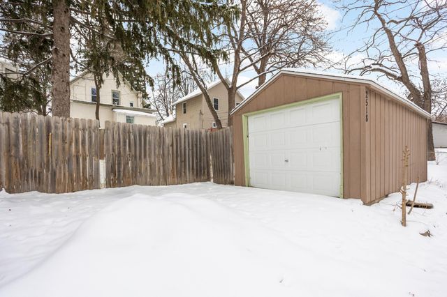 2518 Thomas Avenue N, Minneapolis, MN 55411