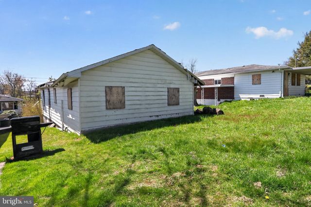 113 CANNADAY ST, Beckley, WV 25801