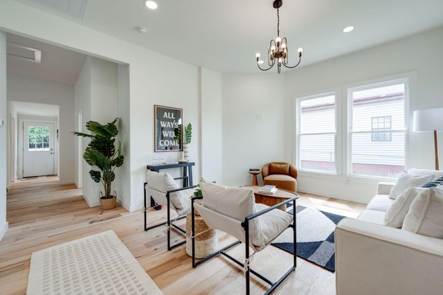 2004 Ivy Street, Chattanooga, TN 37404