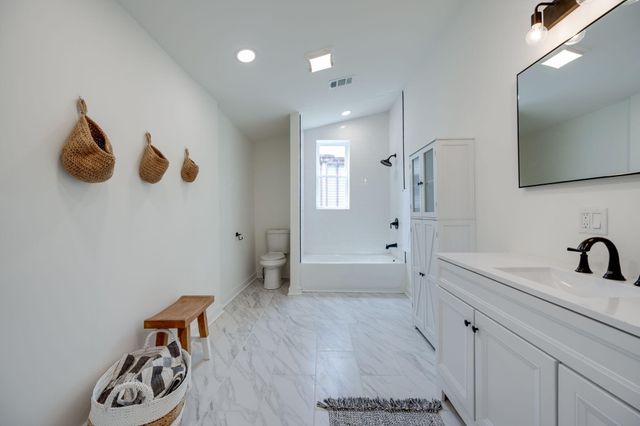 2004 Ivy Street, Chattanooga, TN 37404
