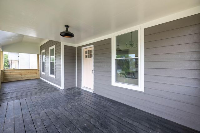 2004 Ivy Street, Chattanooga, TN 37404