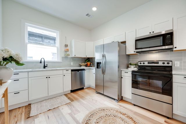 2004 Ivy Street, Chattanooga, TN 37404