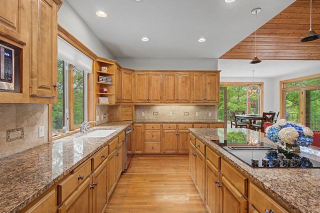 11445 Landing Road, Eden Prairie, MN 55347