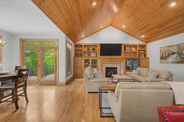11445 Landing Road, Eden Prairie, MN 55347