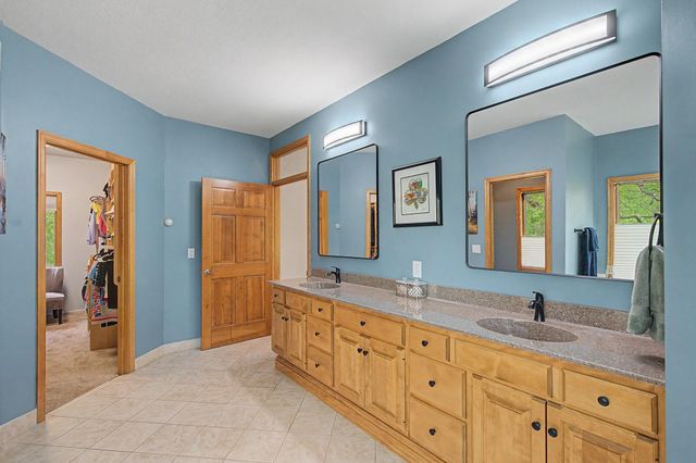 11445 Landing Road, Eden Prairie, MN 55347