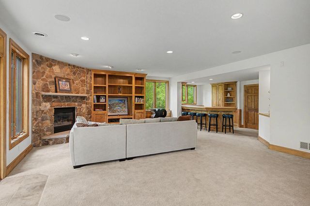 11445 Landing Road, Eden Prairie, MN 55347