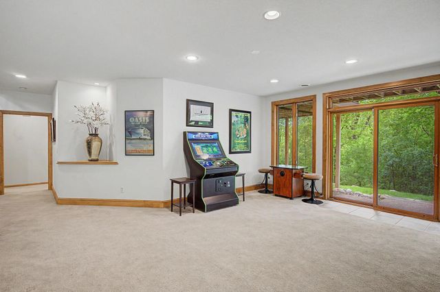 11445 Landing Road, Eden Prairie, MN 55347