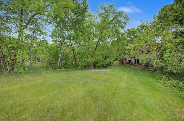 11445 Landing Road, Eden Prairie, MN 55347