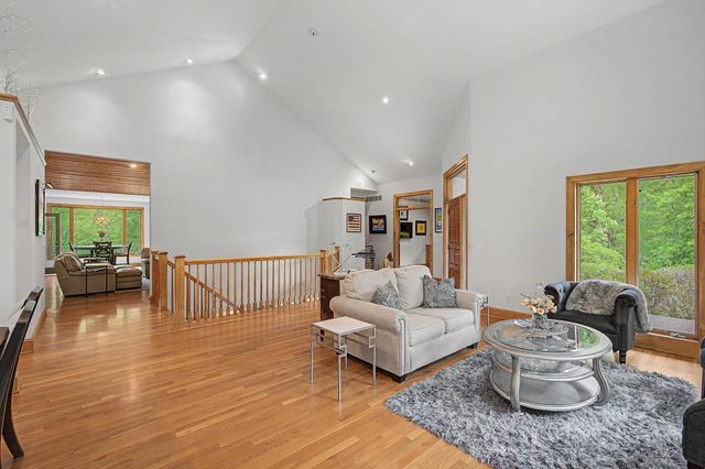 11445 Landing Road, Eden Prairie, MN 55347