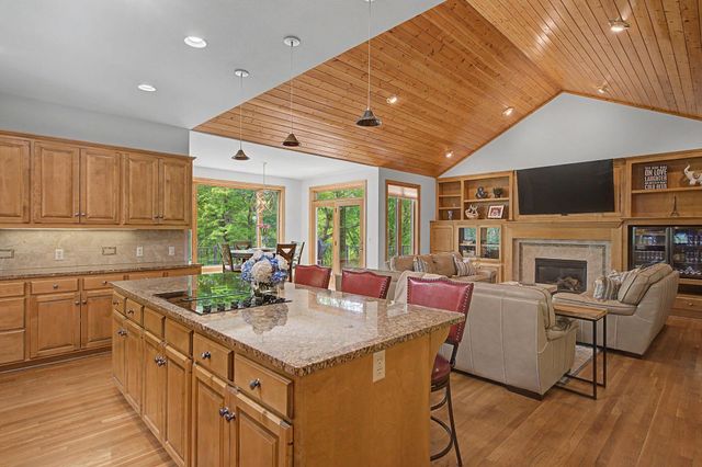 11445 Landing Road, Eden Prairie, MN 55347
