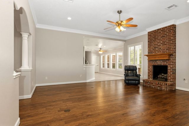 109 April Point Place, Conroe, TX 77356