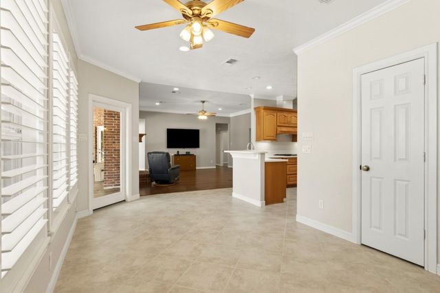 109 April Point Place, Conroe, TX 77356