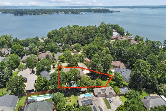 109 April Point Place, Conroe, TX 77356