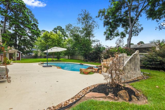 109 April Point Place, Conroe, TX 77356
